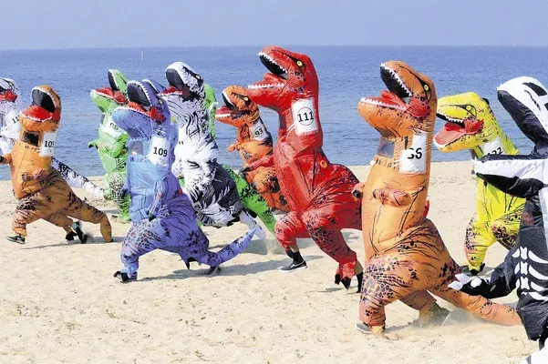 Ocean Fun Fest 2024 公認ティラノサウルスレース(Official T rex Racing)